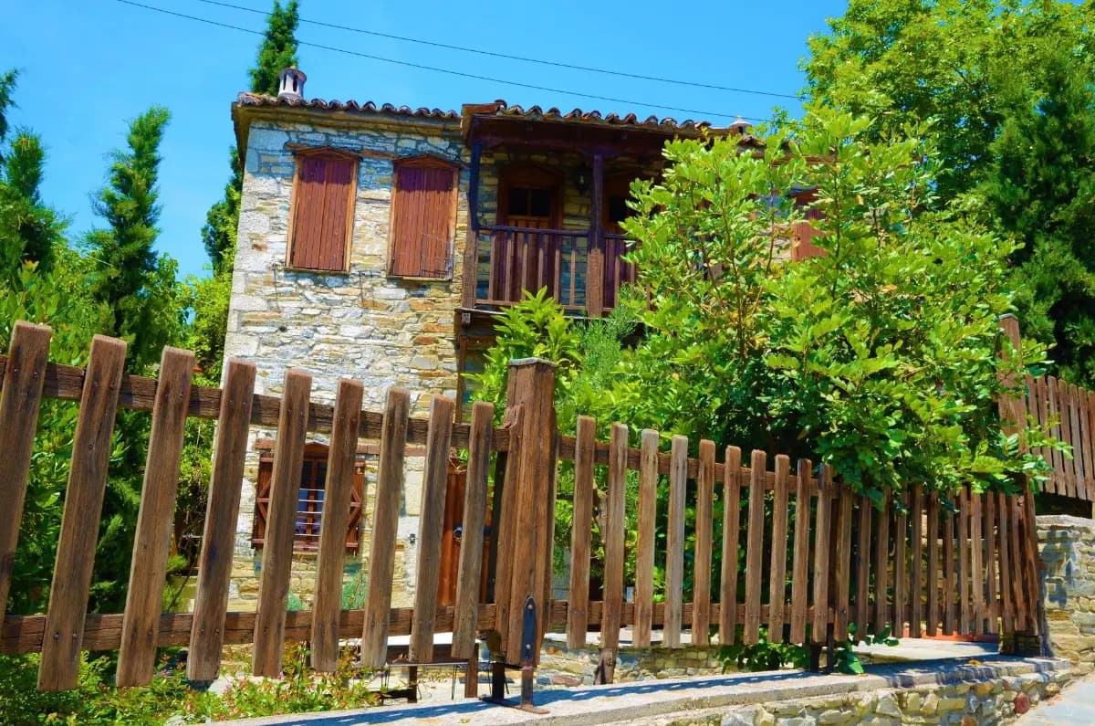 Spaziergang in Alt-Nikiti