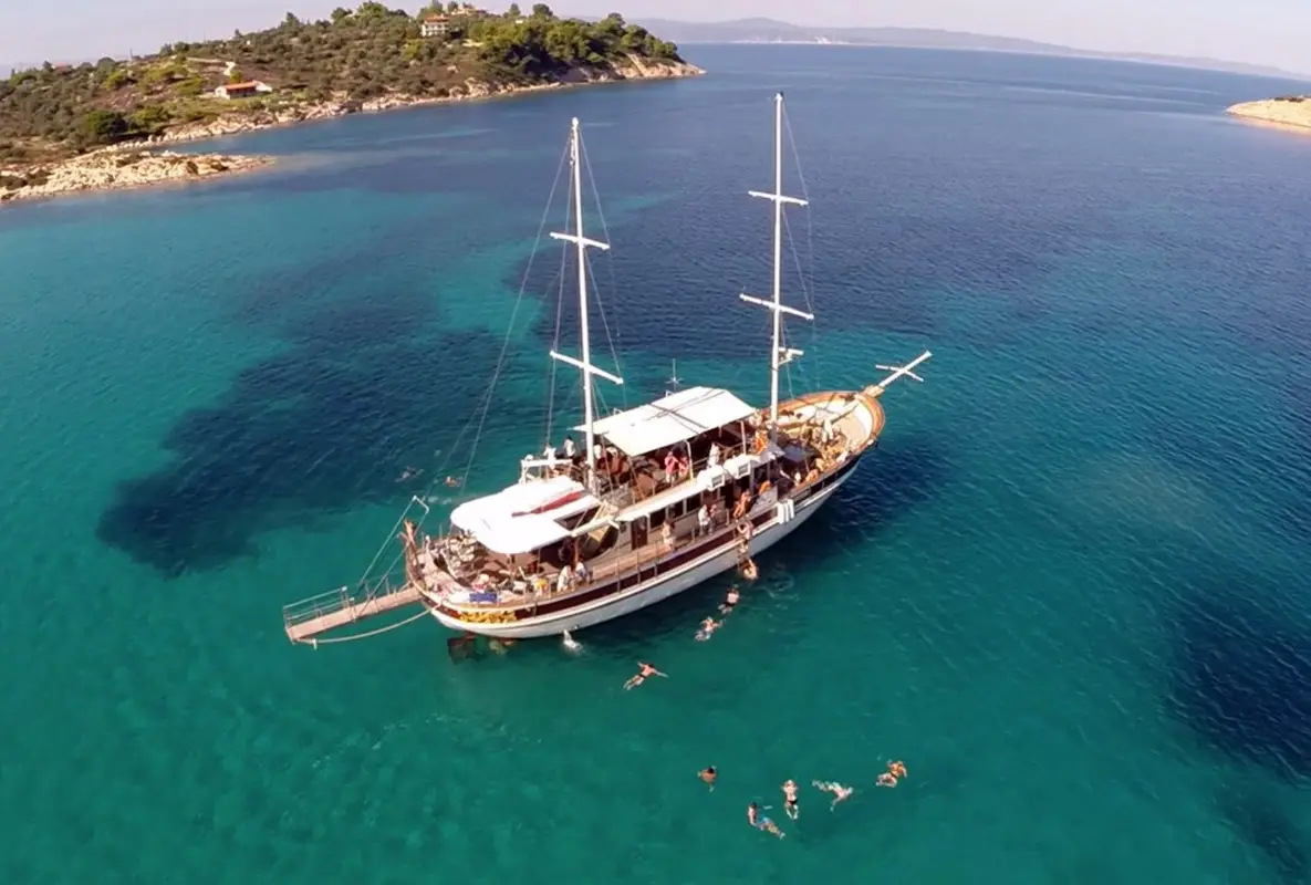 Κρουαζιέρα γύρω από το Άγιο Όρος