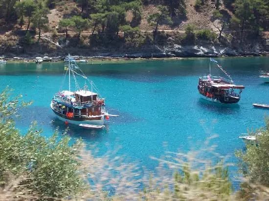 Πότε να επισκεφτείτε τη Χαλκιδική