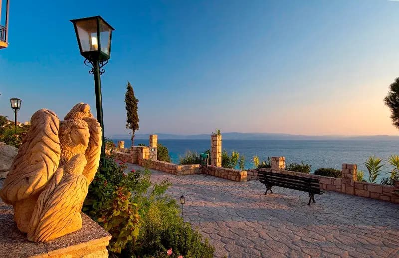 Αφύτος: Το Πιο Όμορφο Χωριό της Κασσάνδρας