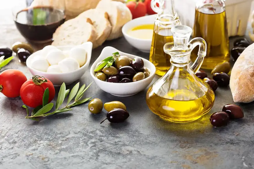 Τοπικά Προϊόντα Χαλκιδικής: Μέλι, Ελιές, Κρασί