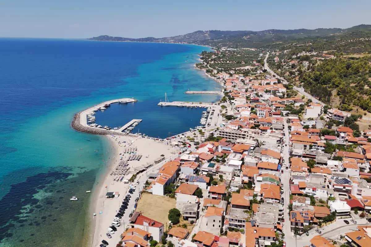 Der Ultimative Reiseführer für Nea Skioni in Chalkidiki — Reiseführer, Chalkidiki Hub