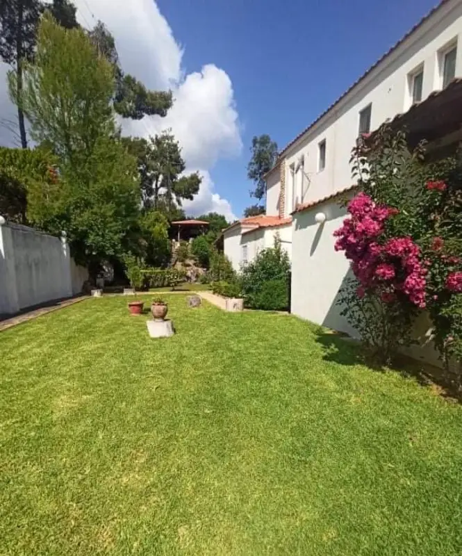 Garden & Sea Retreat: Πολυτελής Μεζονέτα στο Παλιούρι (Ακτή Ξένια)