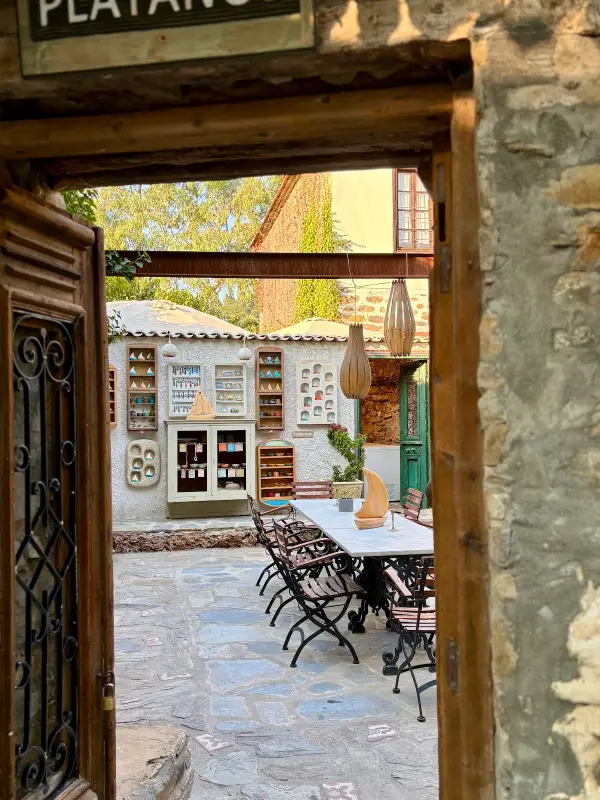 BARCAROLLA RESTAURANT