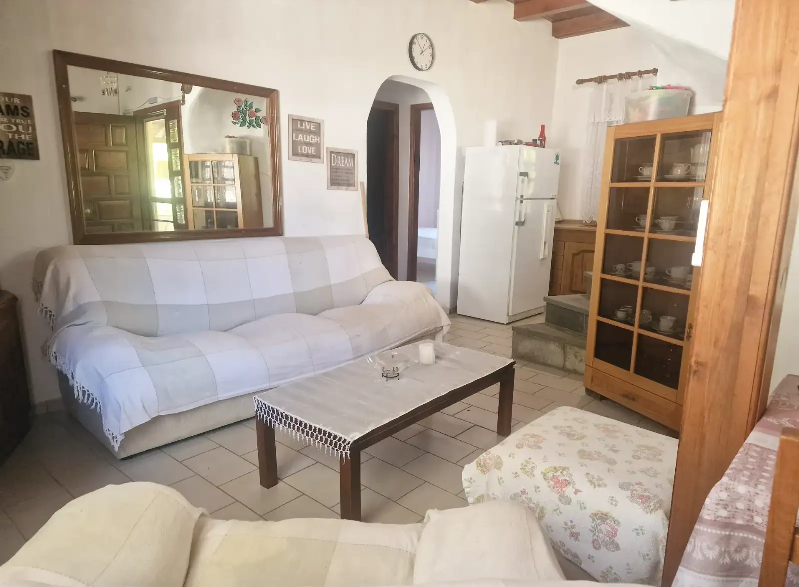 Вилла на первом этаже, Каламици