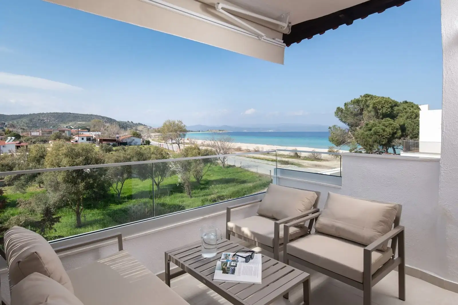 Alinas House, Trani Ammouda