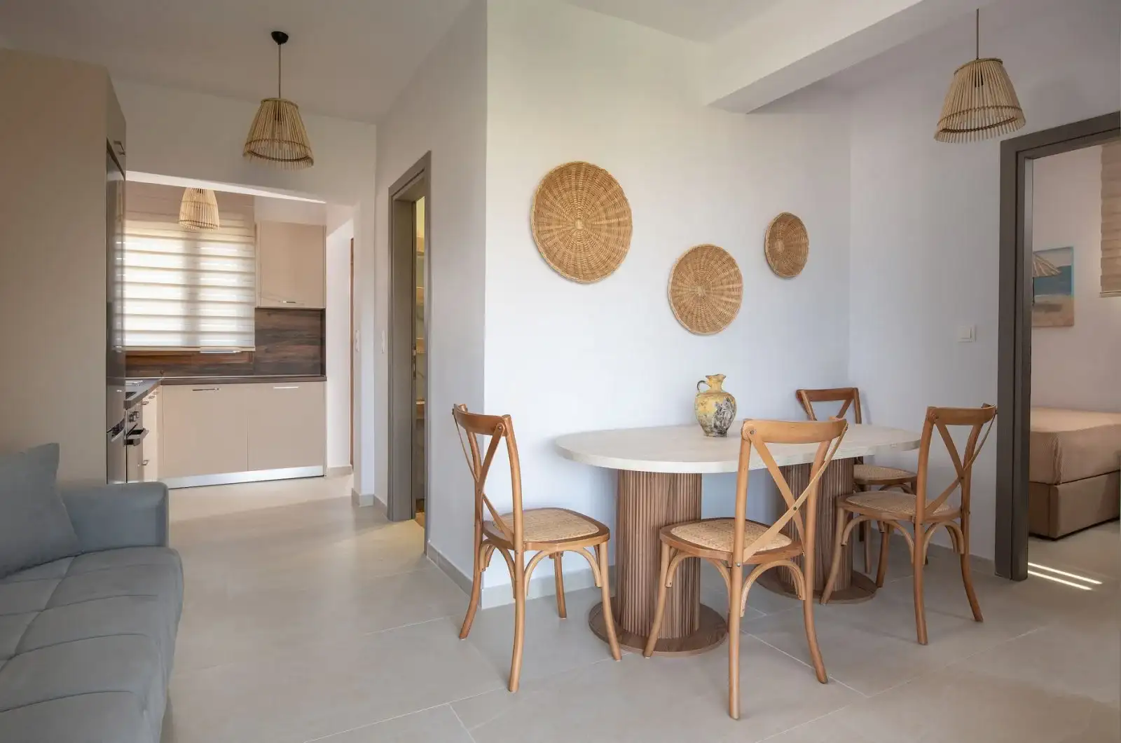 Alinas House, Trani Ammouda