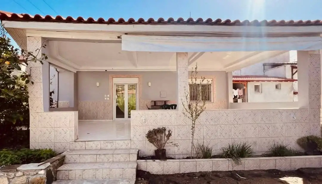 GardenScape Apartment