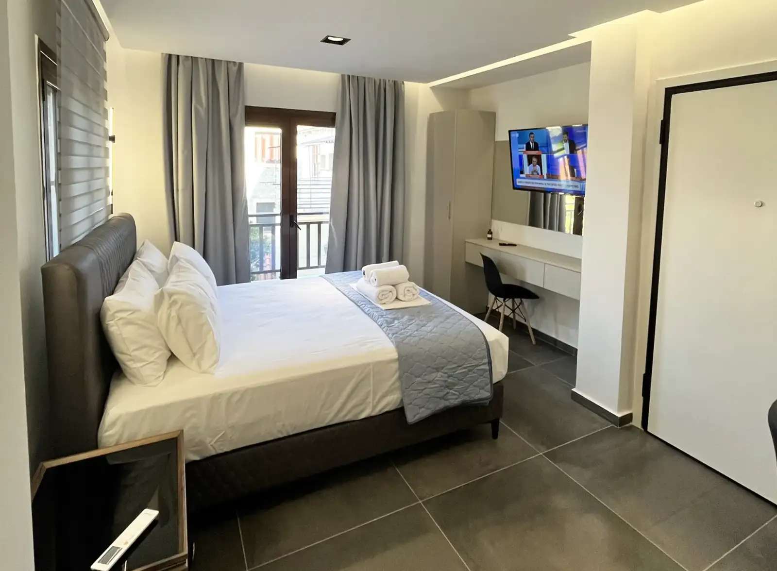 InLofts Studios, Afytos