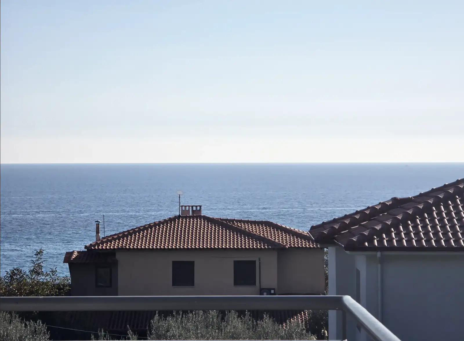 Theros Apartments “S”