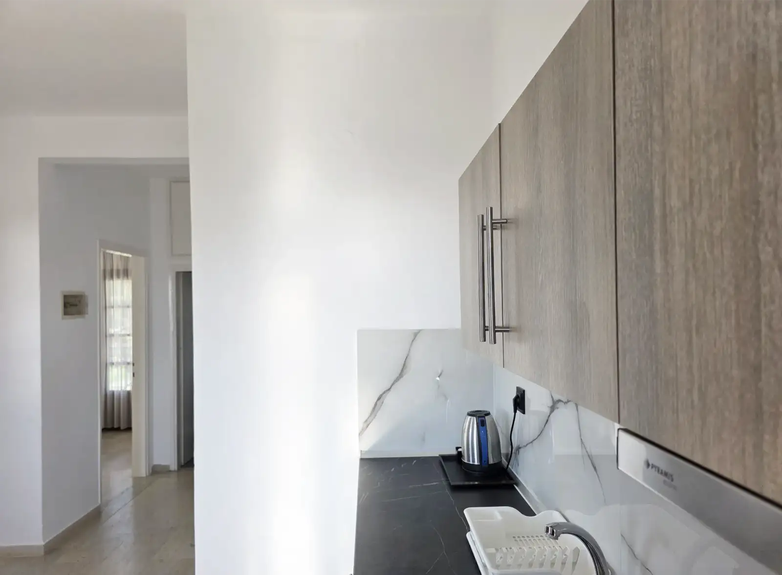Theros Apartments “S”